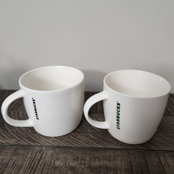 Bundle Lot of STARBUCKS COFFEE 16 & 14 oz Lrg Green Mermaid Logo White Mugs Cups - Picture 2 of 8